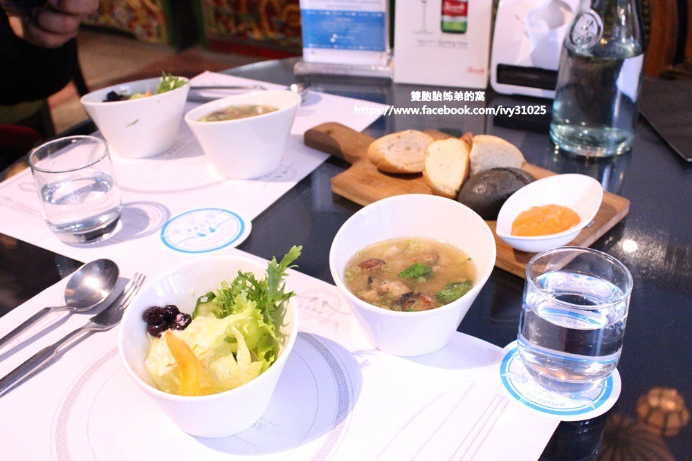 [台南素食美食推薦]赤崁璽樓異國蔬食餐廳 - 回到以前阿公阿嬤家的懷念味道