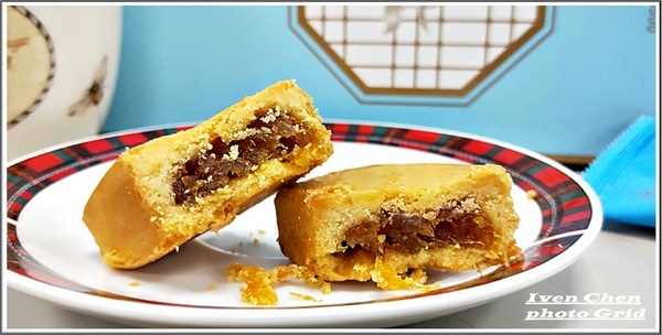 赤崁璽樓 . 蔬食料理餐廳：《鳳梨酥伴手禮》來自府城的最佳拌手禮/純淨香濃溫馨的質感/自用送禮倆相宜-『赤崁璽樓蔬食餐廳』的鳳梨酥禮盒