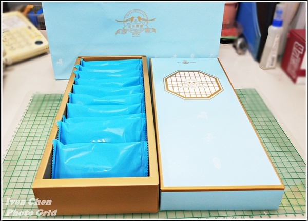 赤崁璽樓 . 蔬食料理餐廳：《鳳梨酥伴手禮》來自府城的最佳拌手禮/純淨香濃溫馨的質感/自用送禮倆相宜-『赤崁璽樓蔬食餐廳』的鳳梨酥禮盒