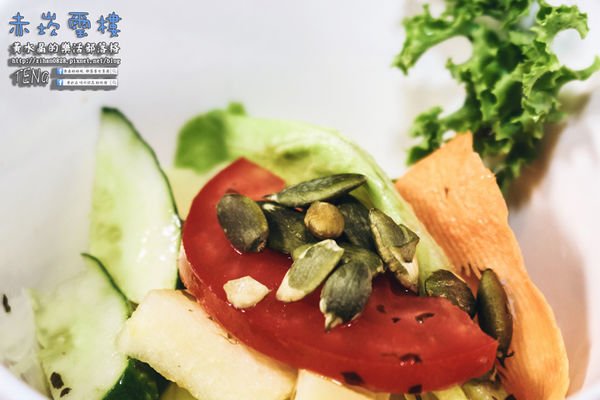 赤崁璽樓蔬食料理餐廳|《台南市中西區“蔬食餐廳”推薦；健康素食新主義，昭和時期老房子再顯風華、文青必訪。》