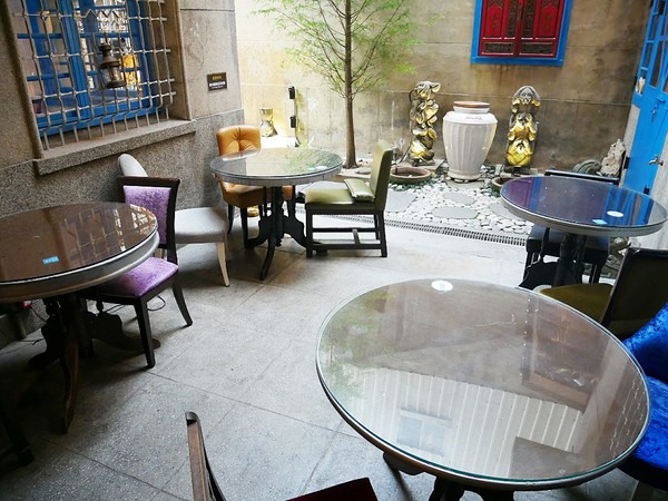 赤崁璽樓:赤崁璽樓-台南古宅素食餐廳 在古色古香的洋式老屋中 品嚐道地食材的素食料理 /台南素食推薦/台南美食推薦