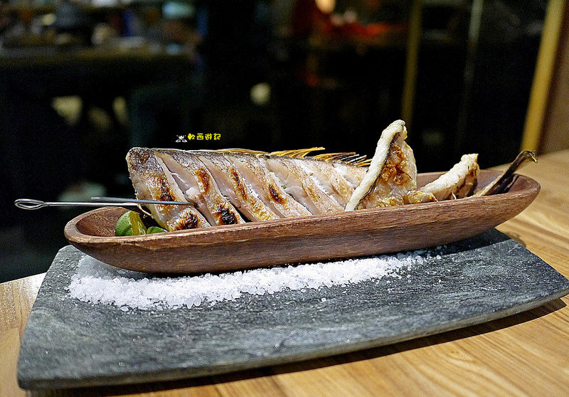 [食記]台北忠孝敦化站 愛新覺羅 原味‧鮮採嚴煮 客製化菜單 卡片傳情小驚喜 適合約會、慶生、紀念日的高級浪漫氣氛餐廳