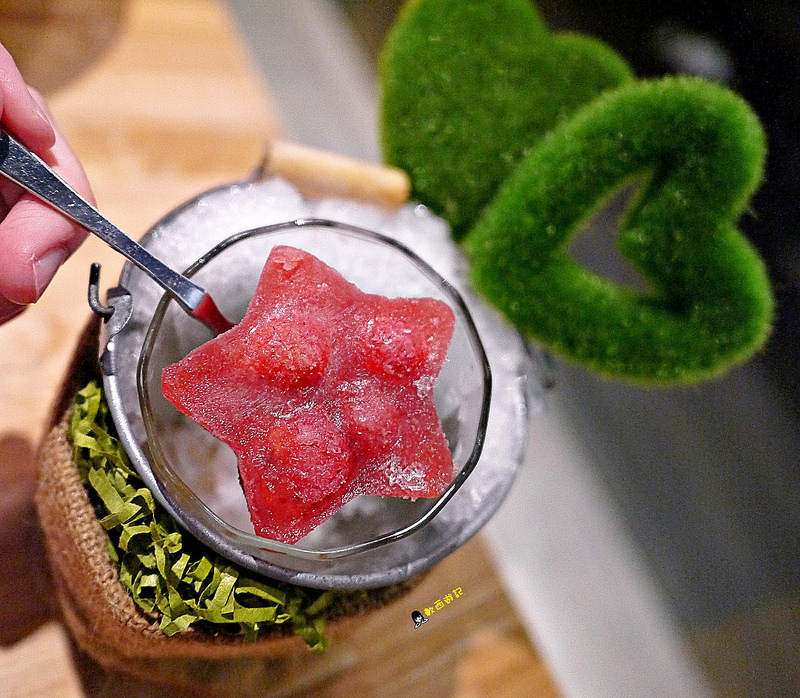 [食記]台北忠孝敦化站 愛新覺羅 原味‧鮮採嚴煮 客製化菜單 卡片傳情小驚喜 適合約會、慶生、紀念日的高級浪漫氣氛餐廳