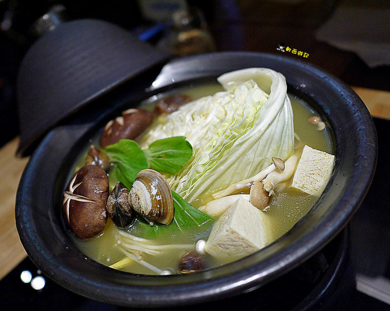 [食記]台北忠孝敦化站 愛新覺羅 原味‧鮮採嚴煮 客製化菜單 卡片傳情小驚喜 適合約會、慶生、紀念日的高級浪漫氣氛餐廳