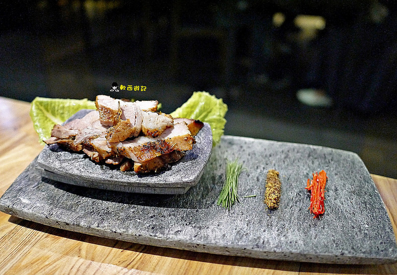 [食記]台北忠孝敦化站 愛新覺羅 原味‧鮮採嚴煮 客製化菜單 卡片傳情小驚喜 適合約會、慶生、紀念日的高級浪漫氣氛餐廳