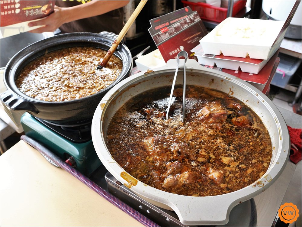 嘉義美食 │古早味 │傳統美食 :合家香魯軟骨飯 嘉義美食 │古早味 │傳統美食 :合家香魯軟骨飯