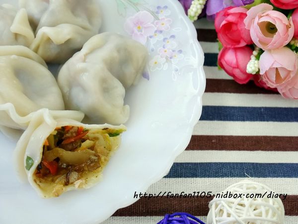 【KAWA巧活食品】安心飽滿水餃 香菇黑木耳素水餃能量豬鮮蝦豬肉水餃 (12).JPG