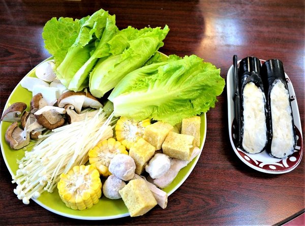 帝王食補紅面薑母鴨:台北淡水【帝王食補】古早味菜脯雞 / 養生鍋物 / 溫暖食補鍋物.淡水捷運站