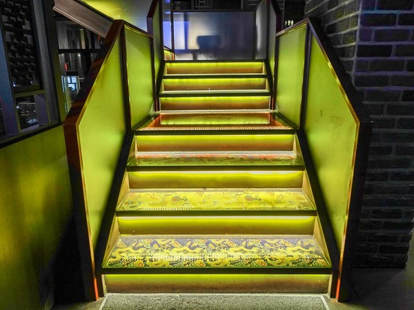 這一鍋皇室祕藏鍋物(大興西殿)：【桃園食記】這一鍋皇室秘藏鍋物 吃鍋吹冷氣超爽 越熱越開鍋 越多人越多折扣