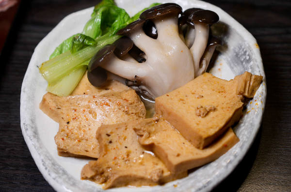 這一鍋皇室祕藏鍋物(大興西殿)：【桃園食記】這一鍋皇室秘藏鍋物 吃鍋吹冷氣超爽 越熱越開鍋 越多人越多折扣