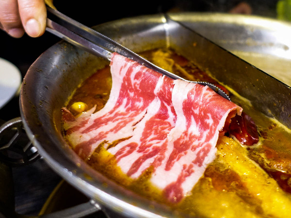 這一鍋皇室祕藏鍋物(大興西殿)：【桃園食記】這一鍋皇室秘藏鍋物 吃鍋吹冷氣超爽 越熱越開鍋 越多人越多折扣