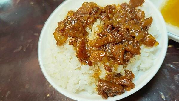 良鼎極品豬腳|永和好吃又美味的腿庫飯,值得推薦的美