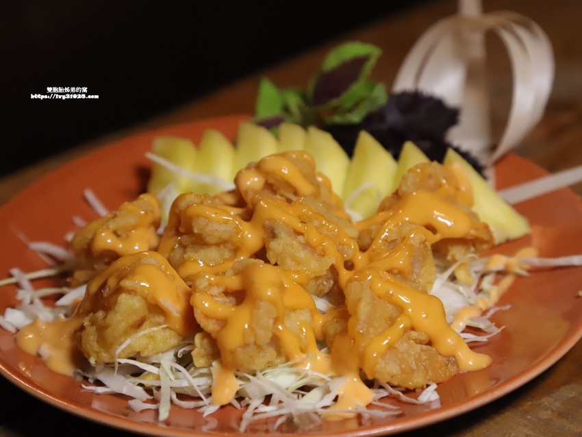 推薦高雄苓雅  晚餐宵夜 Urban Soul餐酒館․客製化的創意調酒 ․相聚小酌