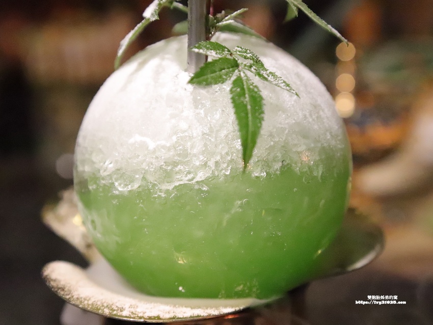 推薦高雄苓雅  晚餐宵夜 Urban Soul餐酒館․客製化的創意調酒 ․相聚小酌