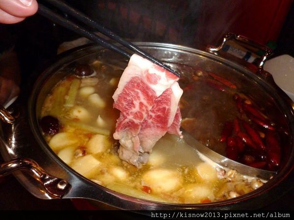 紅麻辣老鍋：濃郁麻辣富含雞汁滋味--紅麻辣老鍋口碑券体驗心得