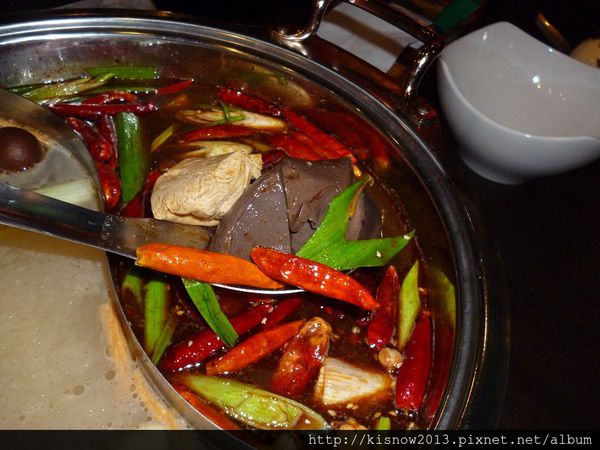 紅麻辣老鍋：濃郁麻辣富含雞汁滋味--紅麻辣老鍋口碑券体驗心得