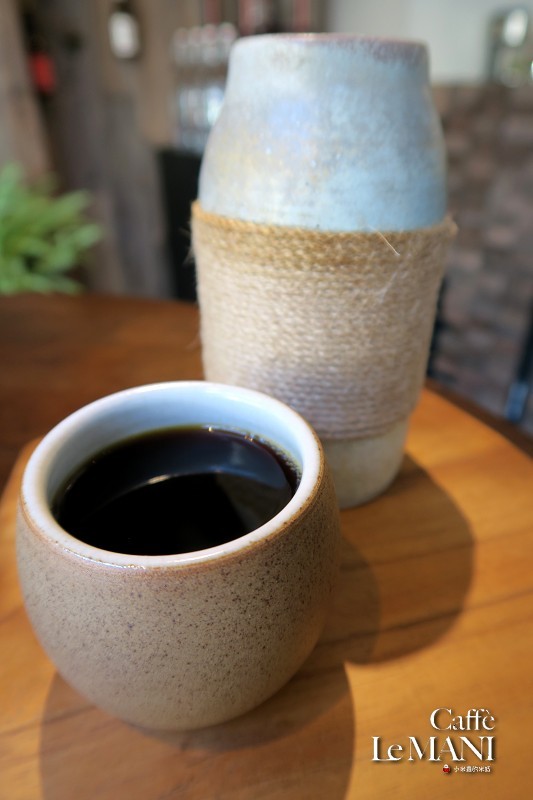 【捷運葫洲站】Caffè Le MANI 琢手咖啡~內湖清幽靜謐小天地
