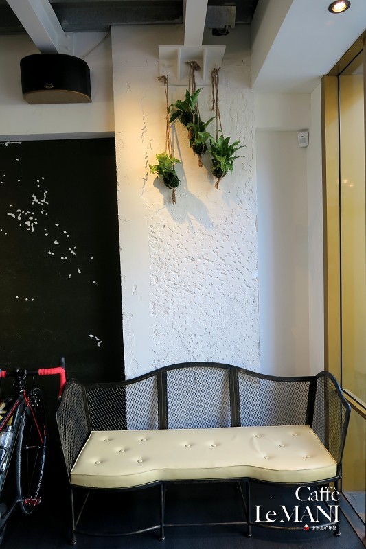 【捷運葫洲站】Caffè Le MANI 琢手咖啡~內湖清幽靜謐小天地