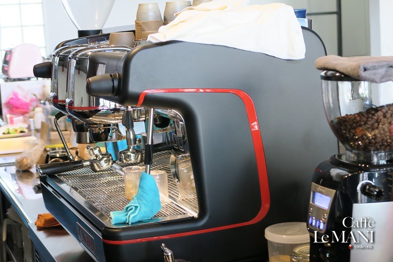 【捷運葫洲站】Caffè Le MANI 琢手咖啡~內湖清幽靜謐小天地