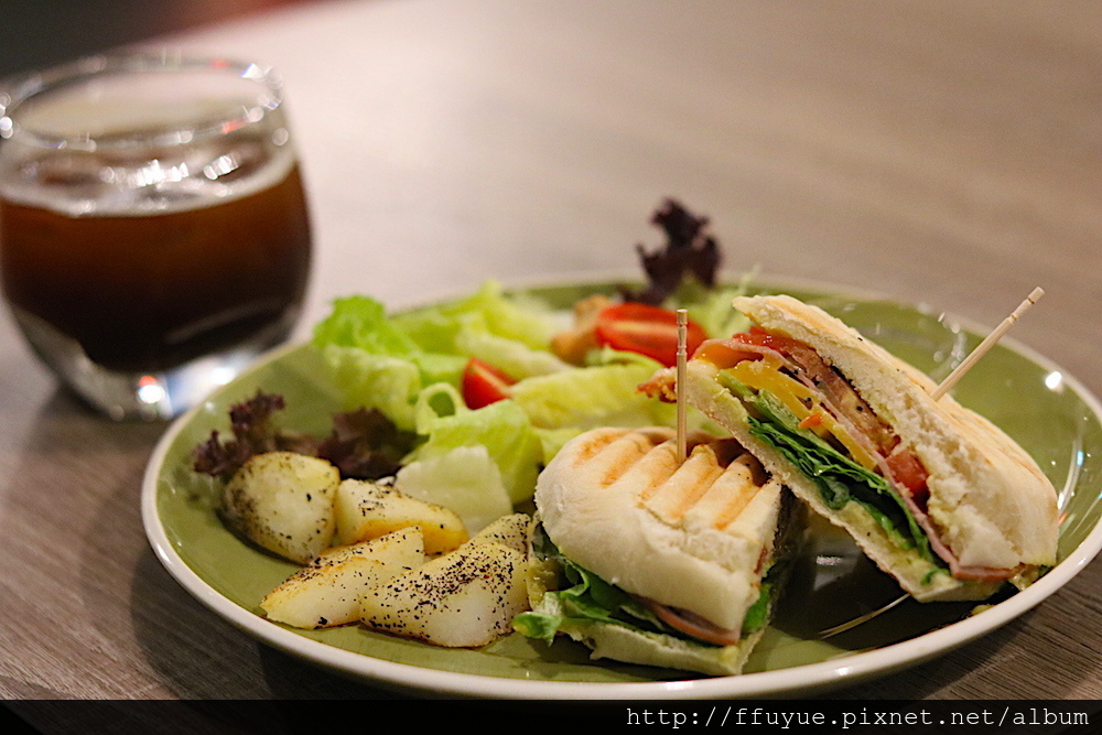 IMG_5135.JPG IMG_5135.JPG