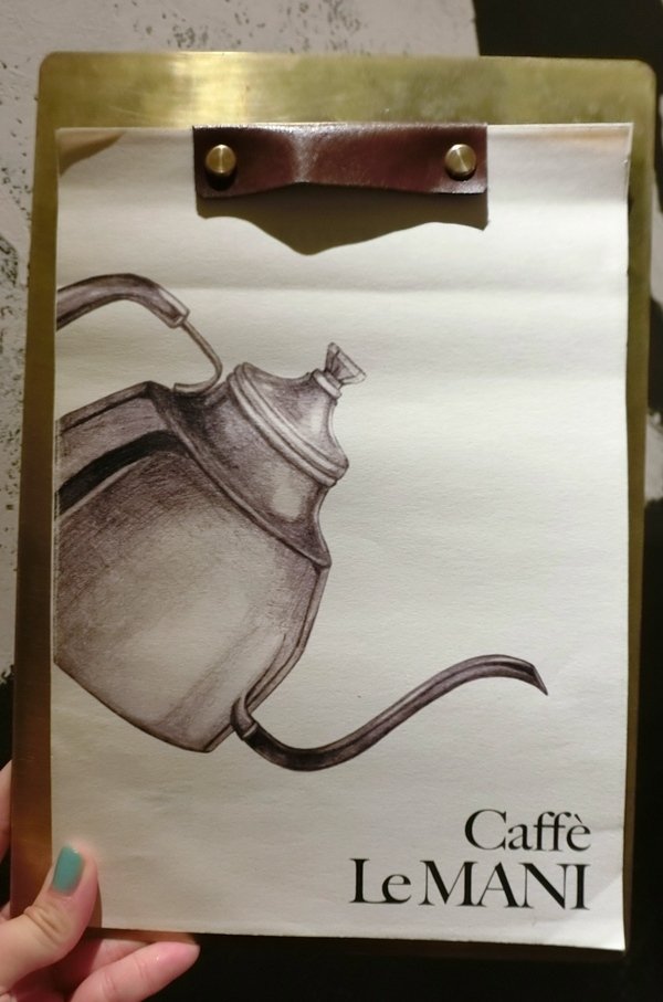 caffe le mani琢手咖啡：【內湖優質咖啡推薦】Caffè Le MANI 琢手咖啡~南洋咖哩佐麵包、芥末火腿巧巴達香濃順口~充滿異國情調的印尼曼特寧不但甘醇還帶有獨特迷人藥草香喔!