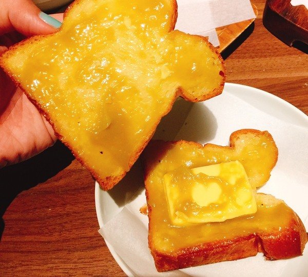 caffe le mani琢手咖啡：【內湖優質咖啡推薦】Caffè Le MANI 琢手咖啡~南洋咖哩佐麵包、芥末火腿巧巴達香濃順口~充滿異國情調的印尼曼特寧不但甘醇還帶有獨特迷人藥草香喔!