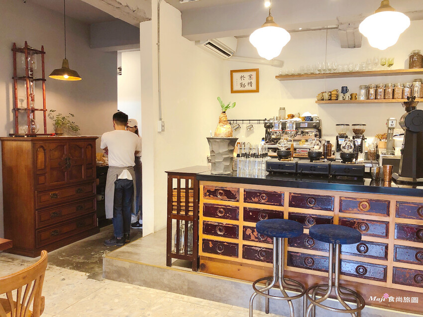 琢手咖啡 Caffè Le MANI  內湖老宅秘境咖啡廳 忙裡偷閒享受復古懷舊氛圍的早午餐時光