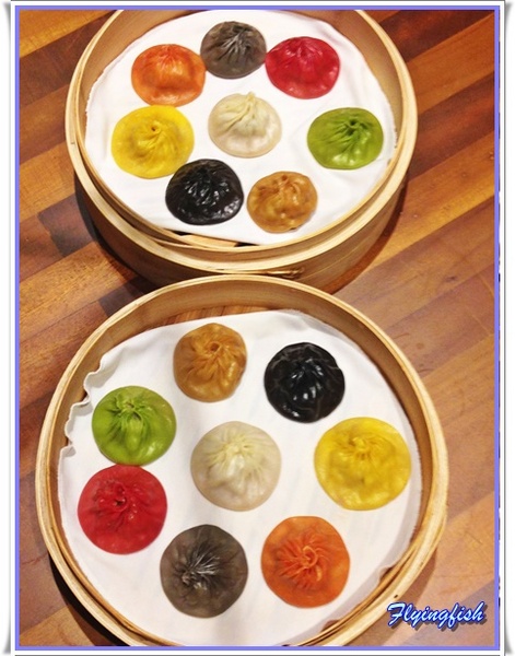 樂天皇朝(微風信義)：✜ 二訪讓人心情繽紛滴無敵美食和五星級服務-「樂天皇朝(微風信義店)」 (❁´◡`❁)