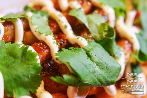 YumYum Deli 三明治專賣 美式餐廳│北捷/忠孝敦化站(台北東區216巷最夯美式甜食店，甜點不只是甜點，螞蟻人必來；2015年11月新開店)