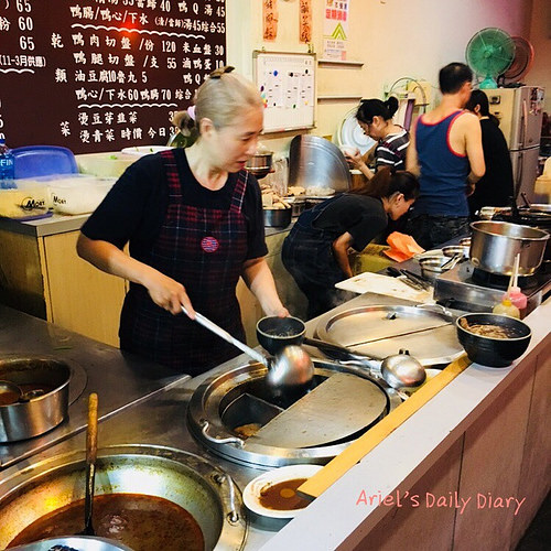 【台南美食】冬天就該這樣補❆崇善當歸鴨❆鎮店之寶不油不柴鴨肉飯!當歸湯甘甜暖身好禦冬❆