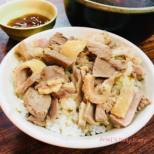 【台南美食】冬天就該這樣補❆崇善當歸鴨❆鎮店之寶不油不柴鴨肉飯!當歸湯甘甜暖身好禦冬❆