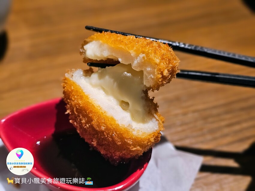 高雄市左營區[食]高雄 麵屋武藏 武骨 豚骨、魚介混合雙湯頭，濃郁不油膩 除了傳統的湯麵外，也有沾麵可供選擇喔~