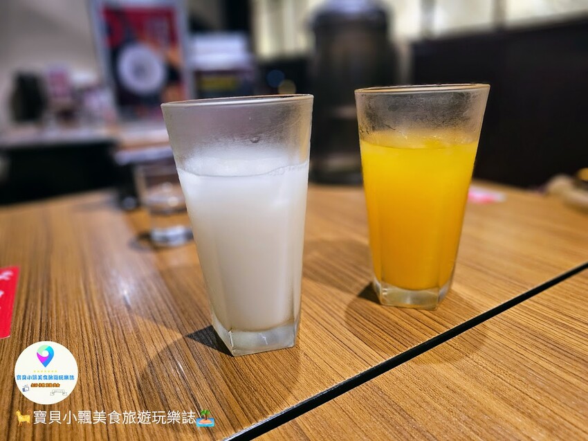 高雄市左營區[食]高雄 麵屋武藏 武骨 豚骨、魚介混合雙湯頭，濃郁不油膩 除了傳統的湯麵外，也有沾麵可供選擇喔~