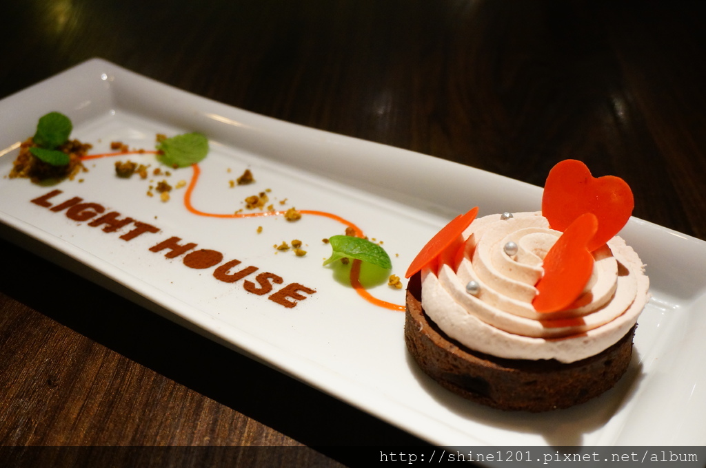 信義區美食.市政府站餐酒館.LighthouseBeer Bistro三得利餐酒館.象山站美食.101附近美食