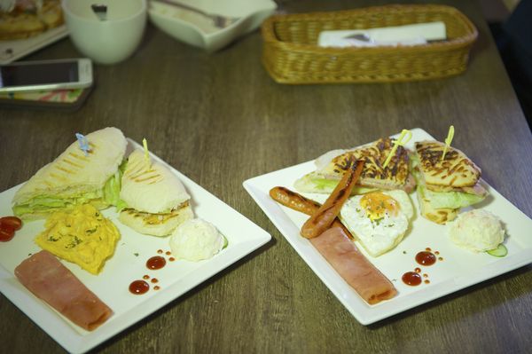 窩吧:季節限定草莓鬆餅塔