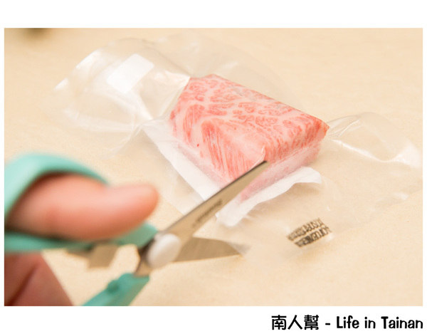 健康燒肉屋 貴一郎：【台南美食】貴一郎健康燒肉｜美國.澳洲.日本和牛｜宅配到家運費均一價｜網路看到哪一塊買到就是那一塊~貴一郎賣肉為生