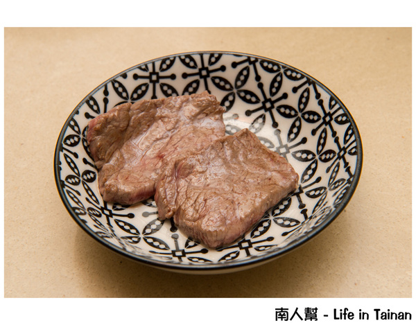 健康燒肉屋 貴一郎：【台南美食】貴一郎健康燒肉｜美國.澳洲.日本和牛｜宅配到家運費均一價｜網路看到哪一塊買到就是那一塊~貴一郎賣肉為生