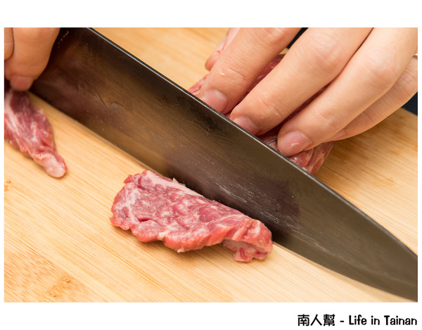 健康燒肉屋 貴一郎：【台南美食】貴一郎健康燒肉｜美國.澳洲.日本和牛｜宅配到家運費均一價｜網路看到哪一塊買到就是那一塊~貴一郎賣肉為生