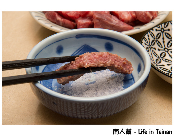 健康燒肉屋 貴一郎：【台南美食】貴一郎健康燒肉｜美國.澳洲.日本和牛｜宅配到家運費均一價｜網路看到哪一塊買到就是那一塊~貴一郎賣肉為生