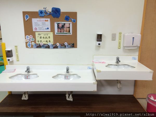 IMG_0833.JPG IMG_0833.JPG