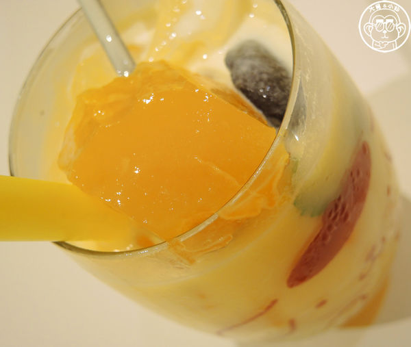 布丁狗餐廳pompompurin cafe：呷飽祙【台北信義･布丁狗餐廳pompompurin cafe】全台首間布丁狗主題餐廳