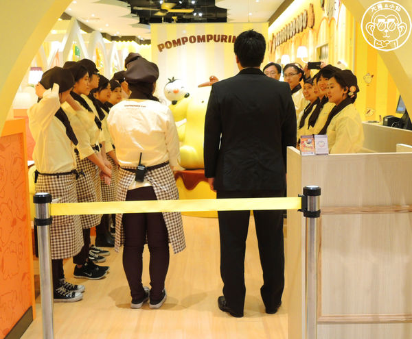 布丁狗餐廳pompompurin cafe：呷飽祙【台北信義･布丁狗餐廳pompompurin cafe】全台首間布丁狗主題餐廳