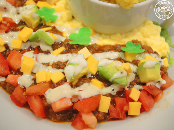 布丁狗餐廳pompompurin cafe：呷飽祙【台北信義･布丁狗餐廳pompompurin cafe】全台首間布丁狗主題餐廳