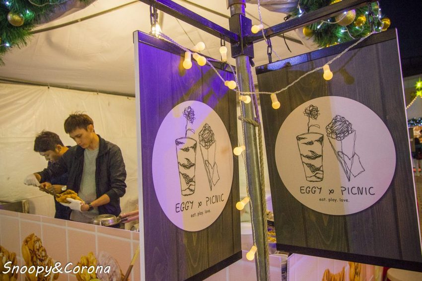 【活動．桃園】華泰名品城聖誕村～穿越的18米華麗聖誕樹、聖誕市集，整點還會浪漫飄雪