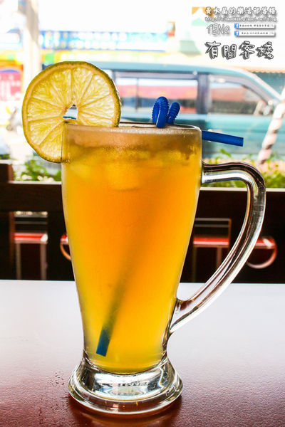 有間客棧人文茶館│桃園市/蘆竹區(舒適用餐大空間，提供WIFI；朋友相聚、打發時間還可溜溜小小孩)