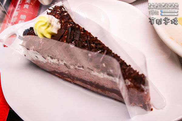 有間客棧人文茶館│桃園市/蘆竹區(舒適用餐大空間，提供WIFI；朋友相聚、打發時間還可溜溜小小孩)