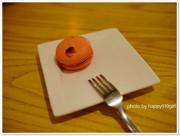 [高雄]跟著食尚玩家的腳步，前進美術館商圈法式甜點專賣店★蘿芙甜點Loft Patisserie