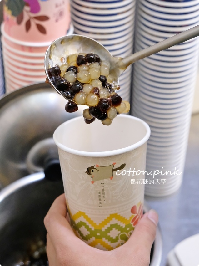 台中必喝-春芳號最新推出0熱量伴手禮～迷你版太陽餅超有梗！奶茶季第二杯七折喝起來