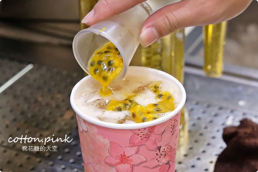 台中必喝-春芳號最新推出0熱量伴手禮～迷你版太陽餅超有梗！奶茶季第二杯七折喝起來