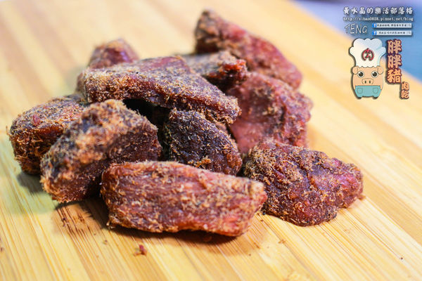 胖胖豬(肉鬆、肉乾、堅果)│台中市/南屯區(一級棒的肉製品，蔬果入肉鬆調味；口感加分、健康也加分，極厚與極薄的對決)